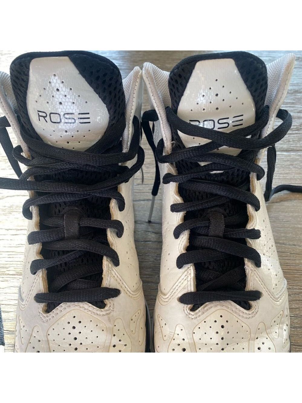 Derrick Rose BasketBAll Shoes 